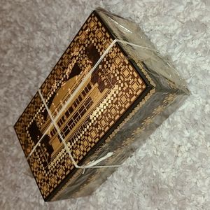 Wood straw jewelry box